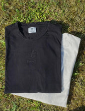 Carica l'immagine nel visualizzatore di Gallery, T-shirt Rifo X Pietro B - Pietro B