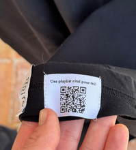 Carica l'immagine nel visualizzatore di Gallery, T-shirt Rifo X Pietro B - Pietro B